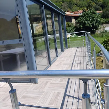 Semesterbostad Lagrange *